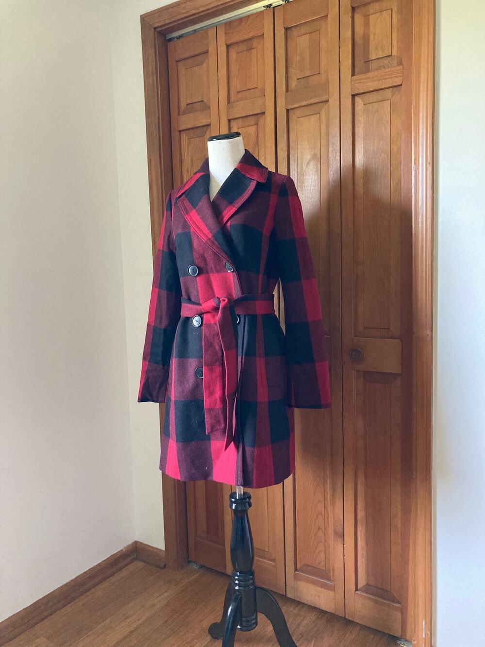 Banana Republic Red & Black Buffalo Checks Wool Blend Coat, Size S